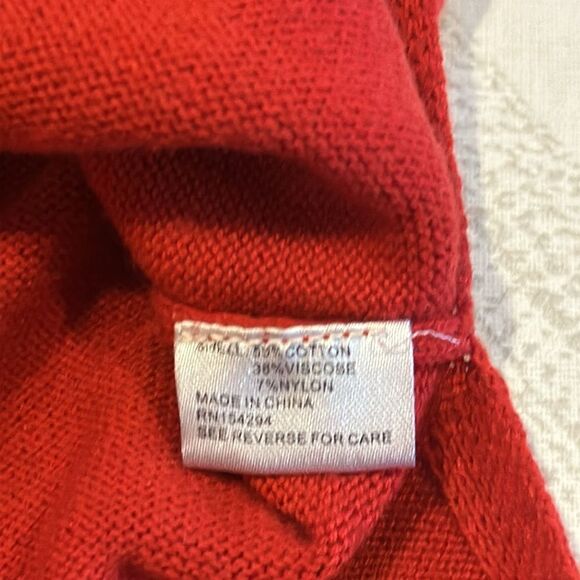 Central Park West Women’s Red with Stars V Neck Side Slit Sweater - Size S - Picture 6 of 7